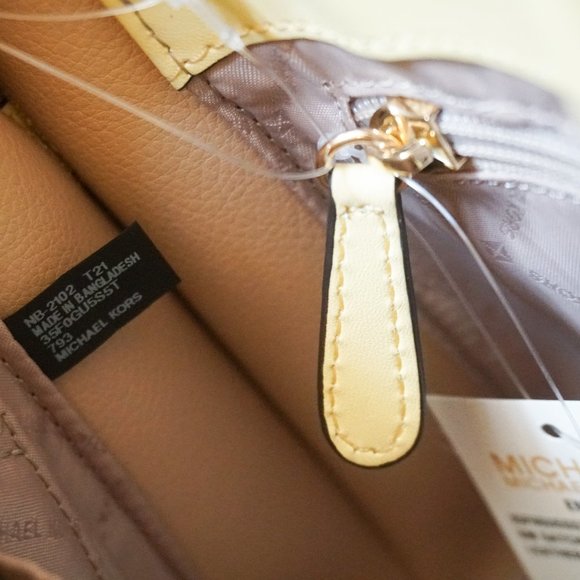 Michael Kors Emilia S Messenger Bag ButterCup - Picture 11 of 12